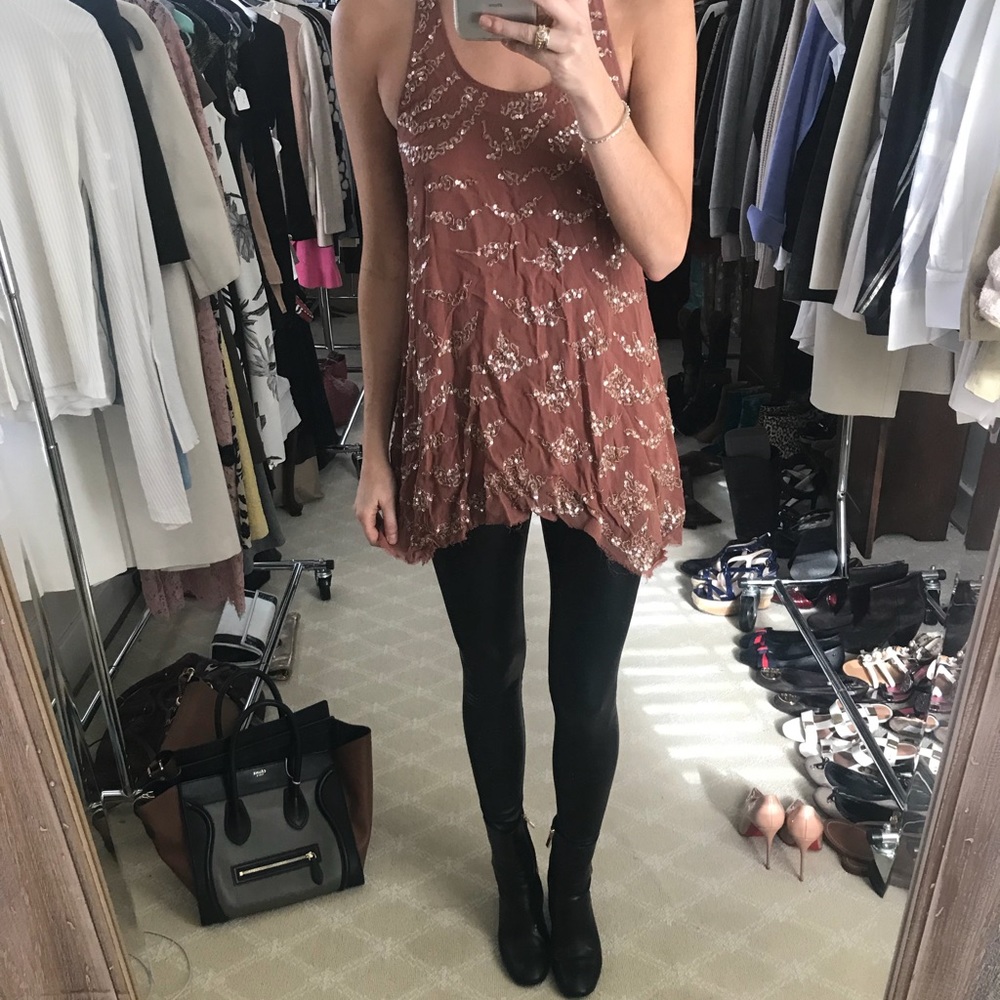 ALICE + OLIVIA SEQUIN BLOUSE SIZE SMALL